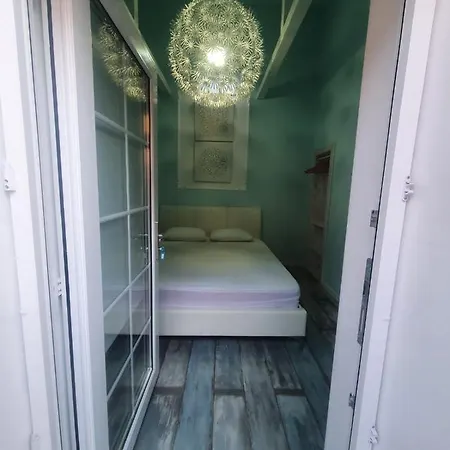 Πανσιόν Solaria House 3*